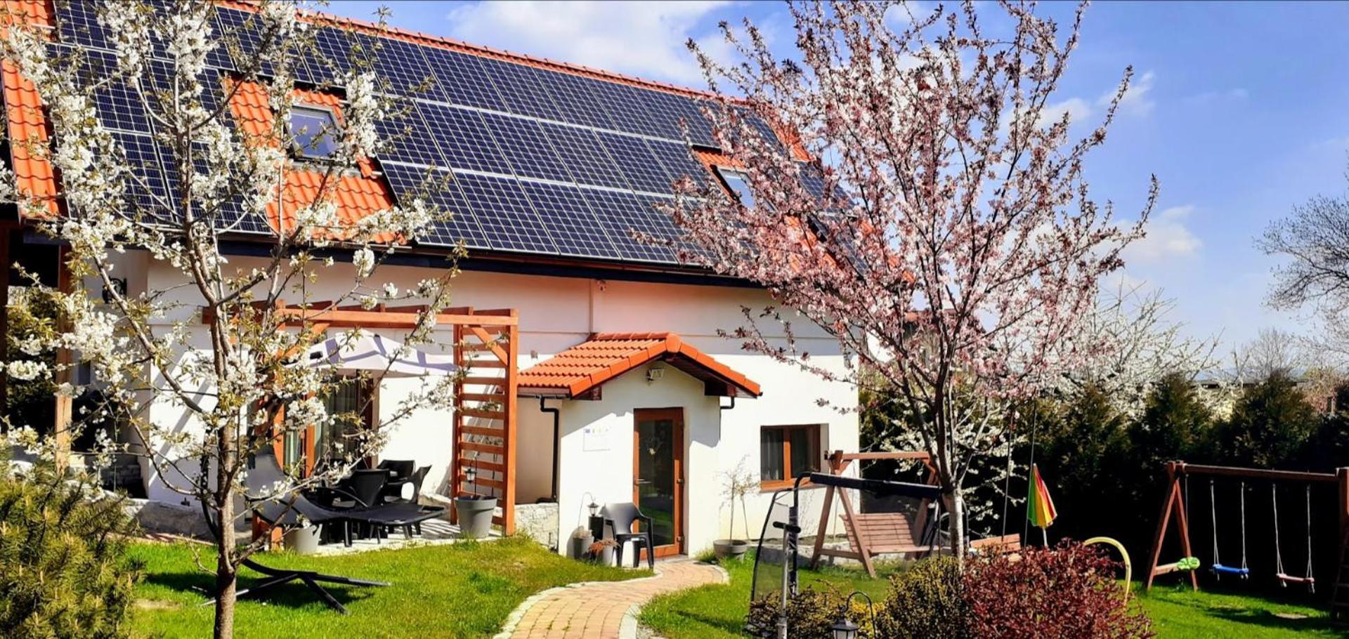 Dom Pod Różami Agroturyst Acomodação com café da manhã Srebrna Góra Exterior foto
